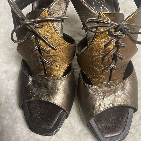 Donald J Pliner Metallic two tone Bronze Leather Heels SZ7.5M - Picture 4 of 12